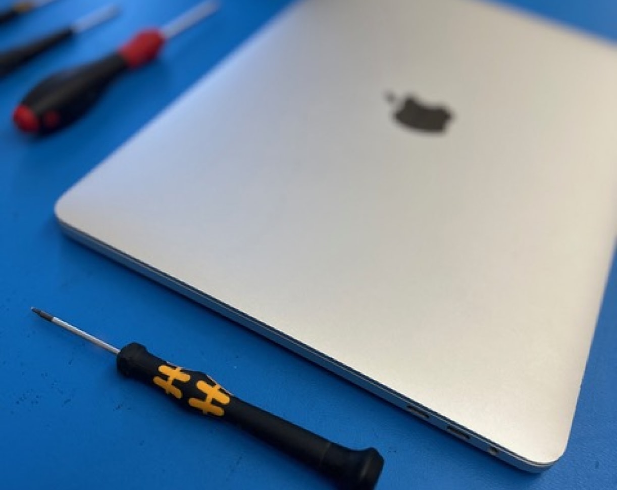 macbook needing repair services