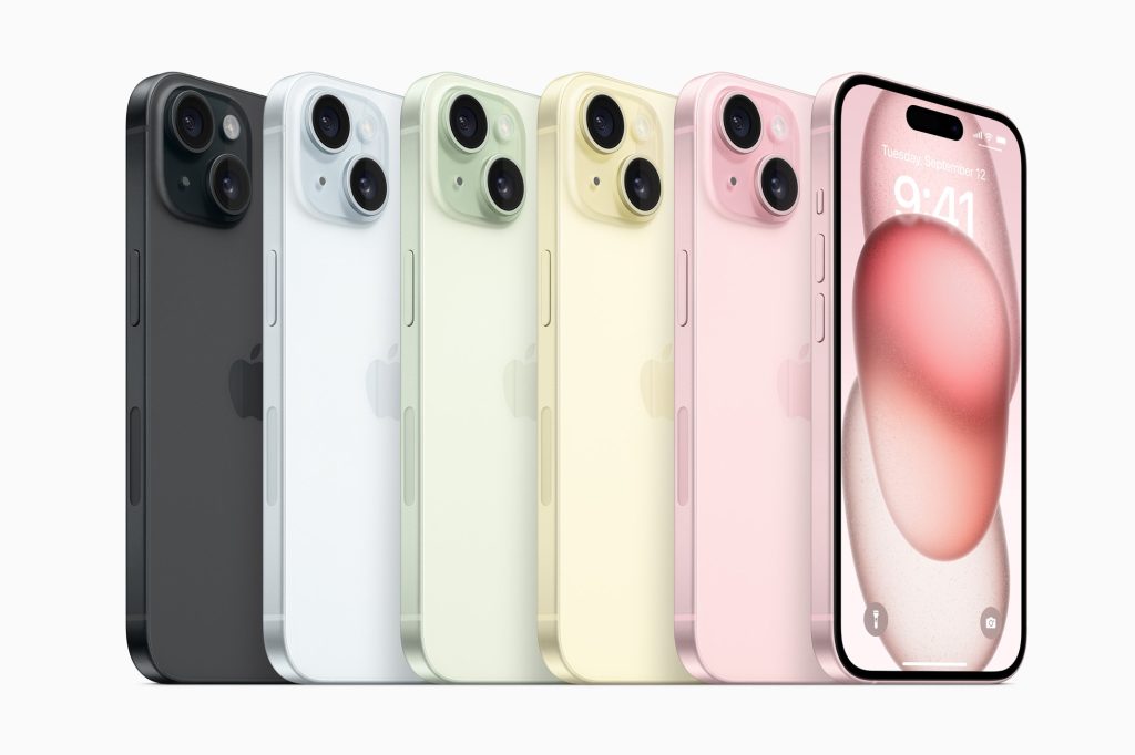 Apple iPhone 15 phone lineup with different colors